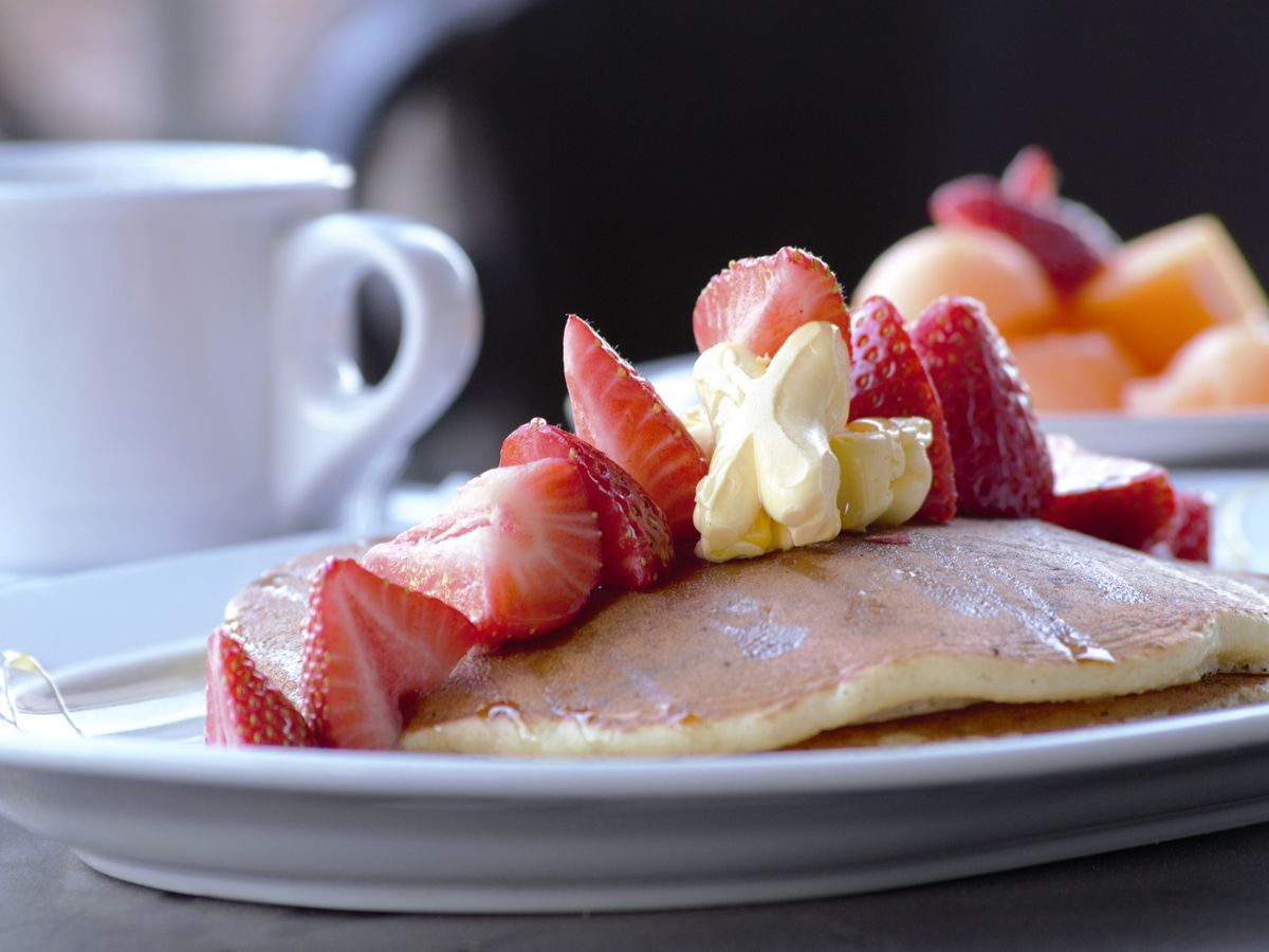 Desayuno servido en la cafetería de La Siesta